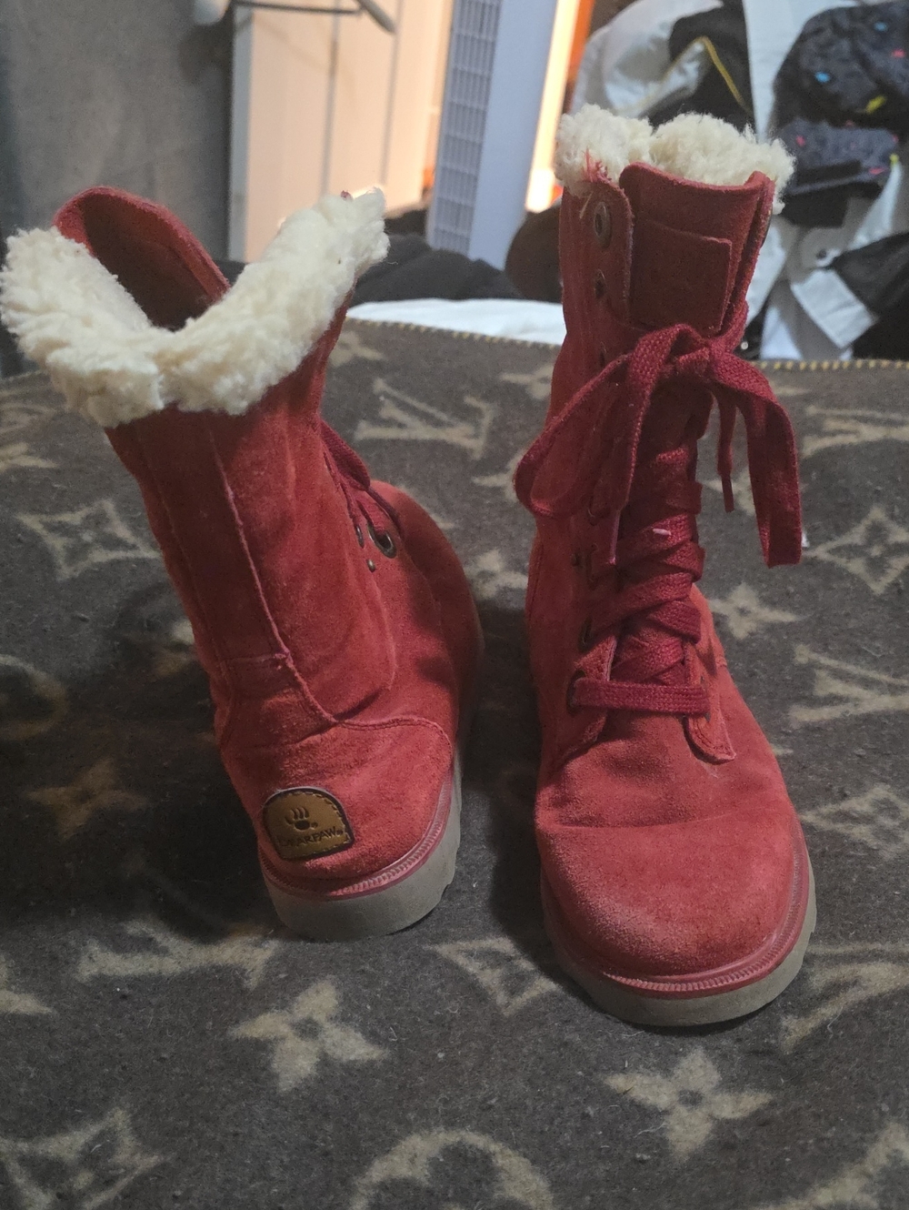 Like New BEARPAW Desdemona Red Suede Winter Boots - Women’s Size 7